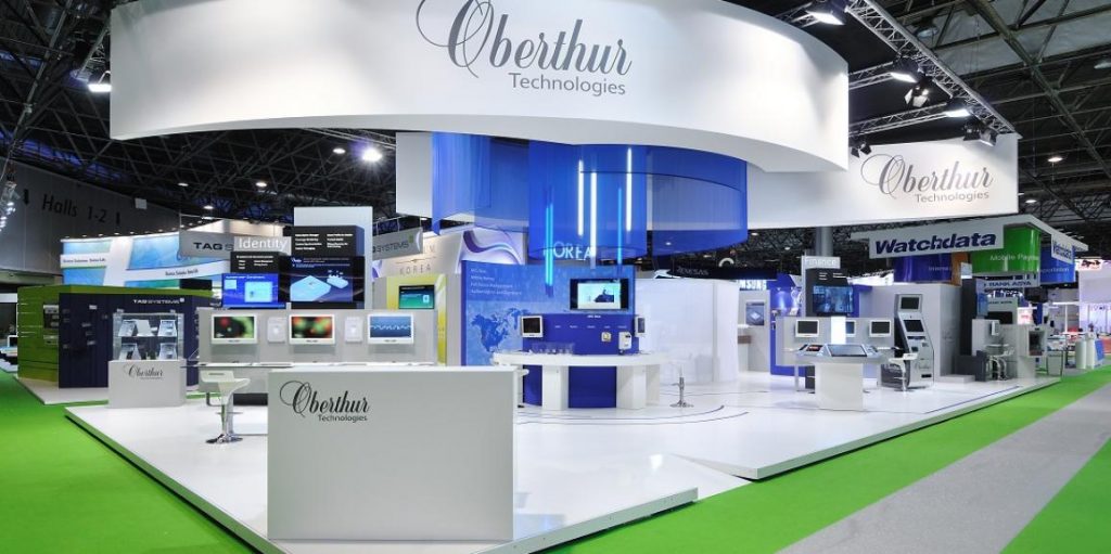 stand-salon-evenement-standiste